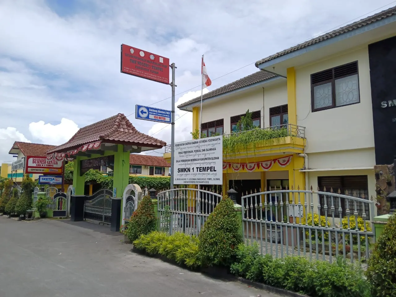 Gedung SMK Negeri 1 Tempel