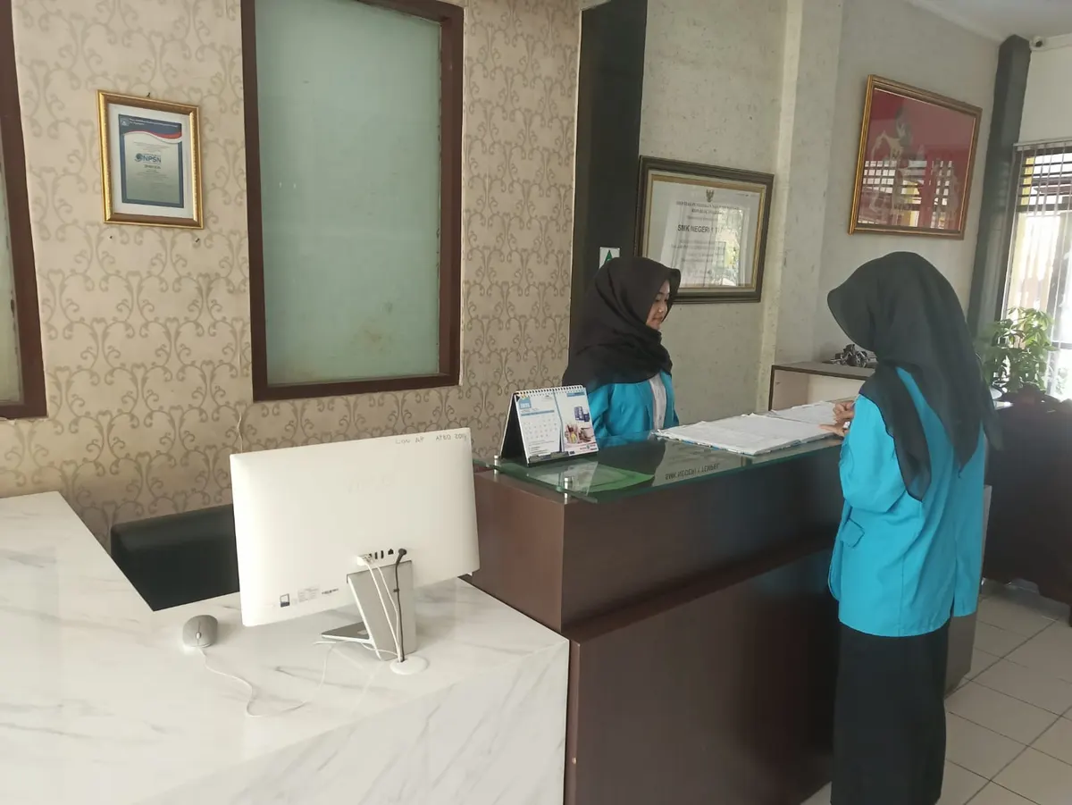 Unit kompetensi Manajemen Perkantoran dan Layanan Bisnis SMK Negeri 1 Tempel